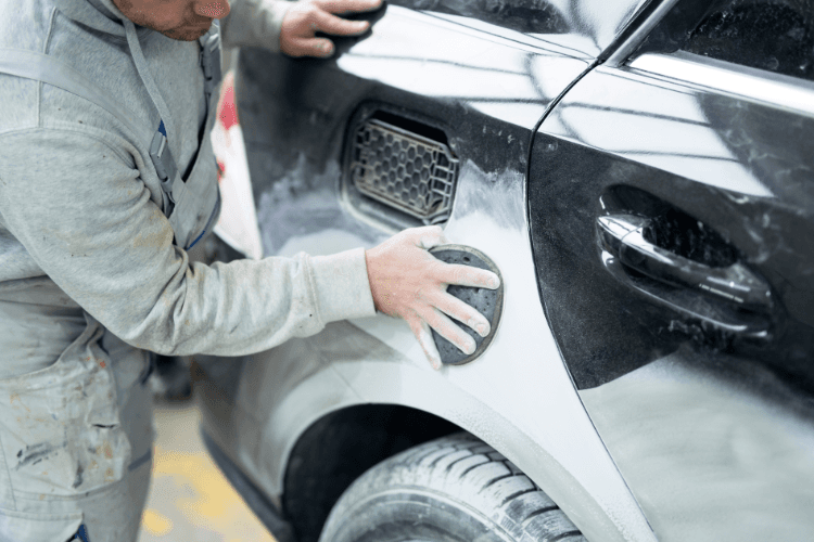 Herramientas profesionales para pintar vehículos