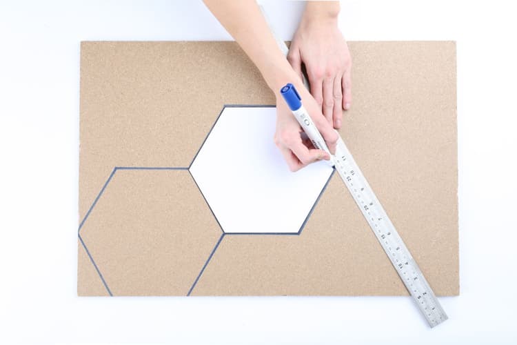 Imagen 5fa02cf51a219_corcho-uc2x9.jpg