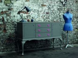 5e7e51c51bc9f_chalkedgriscampestre.jpg miniatura