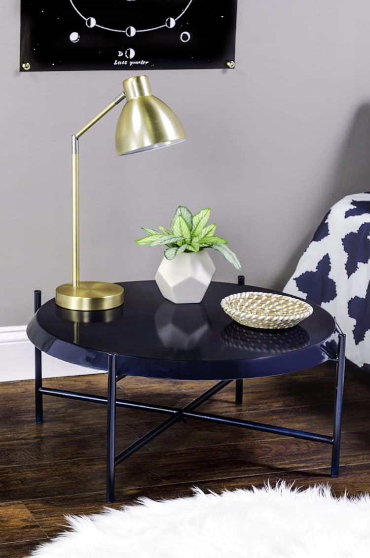 Imagen 5ed3d86f39f97_metal-protection-azul-cobalto-metalico-272054.jpg