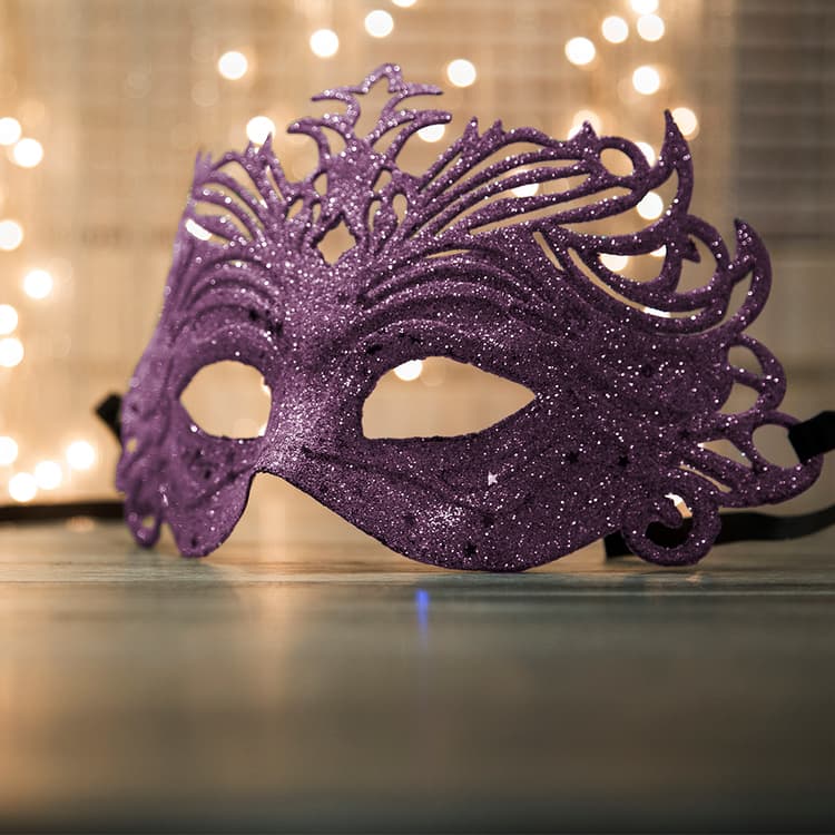 Imagen 5ed3e6a7c3151_glitter-purpura-mascara.jpg