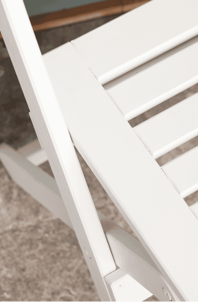 Imagen 61eb35a490800_sillacercachalkedexteriorblancotiza.png